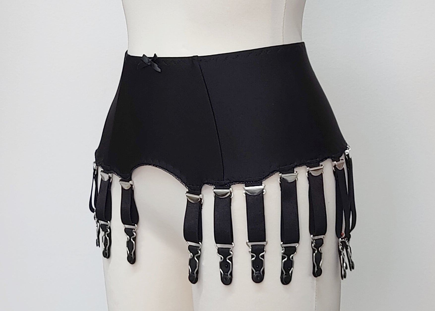 Women's 6 Straps High Waist Lace Retro Suspender Garter Belts for