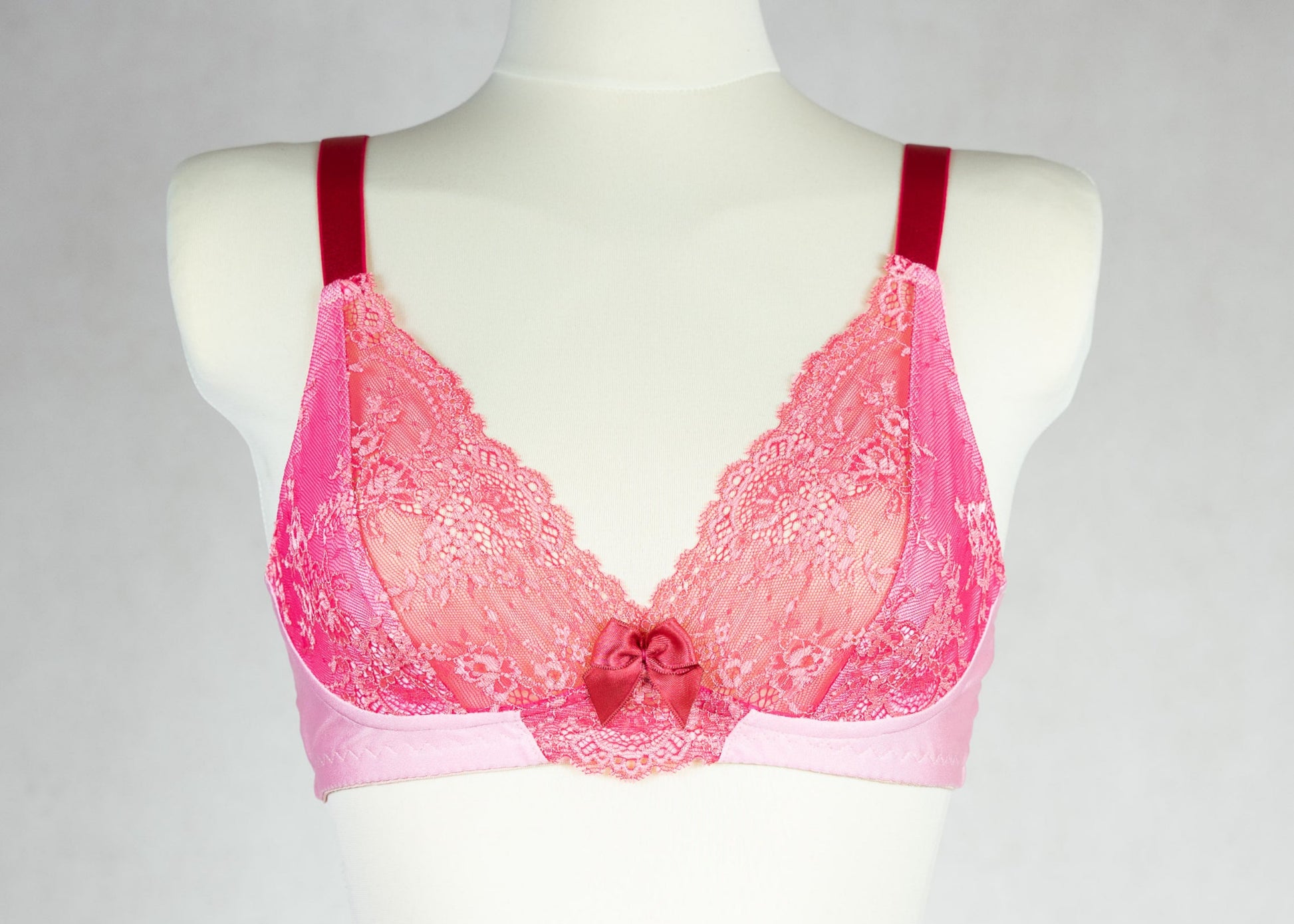 pink wireless bra/bralette size 34C/or european size 75C
