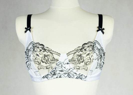 white and black lace Alice soft cup bra, size US 34C or EU 75C