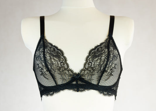 black soft wireless bra/bralette, made in black stretch lace, size 34B or European size 75B