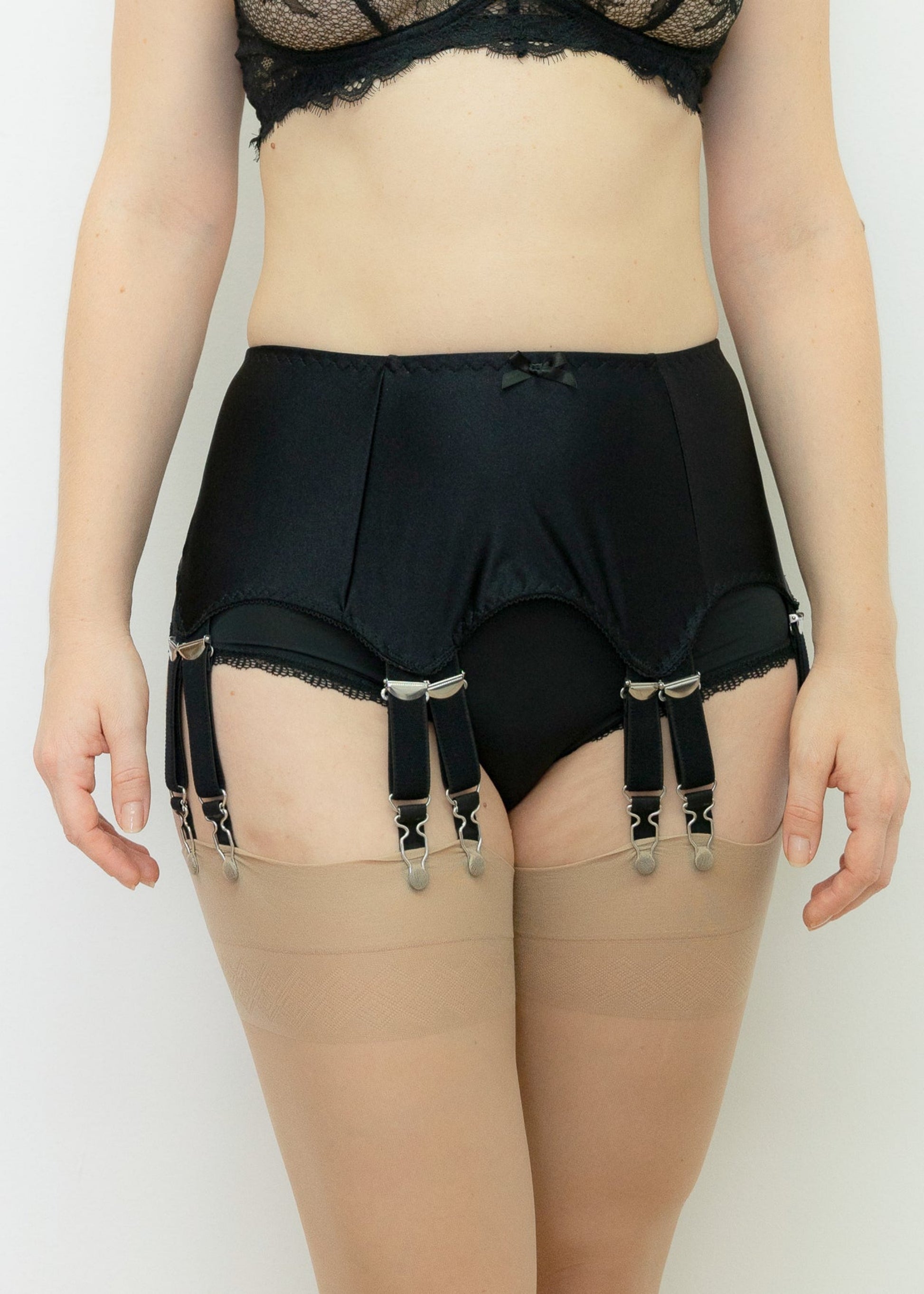 black 12 strap garter belt
