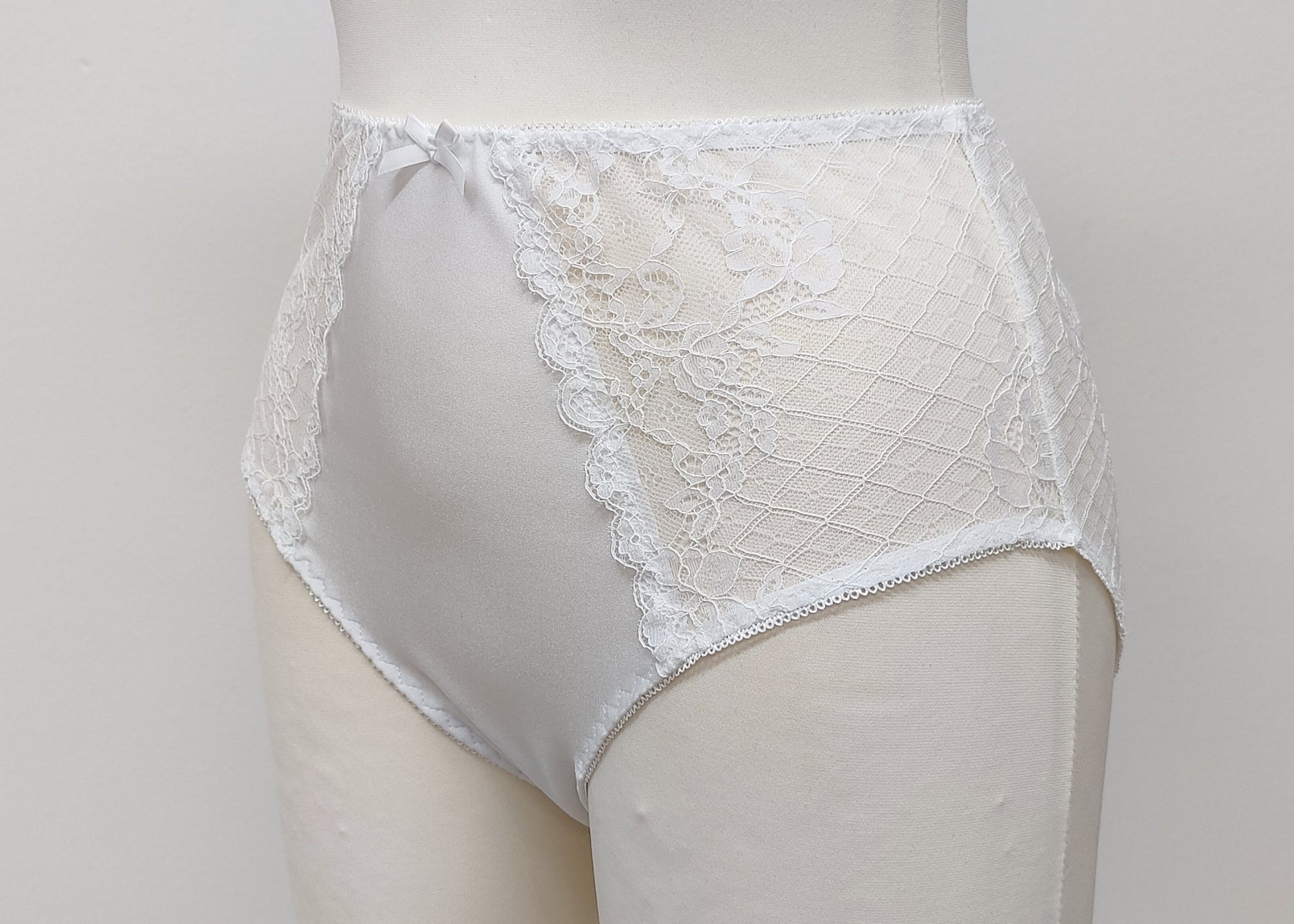 white high waist Eve panties with lace side panels, side view