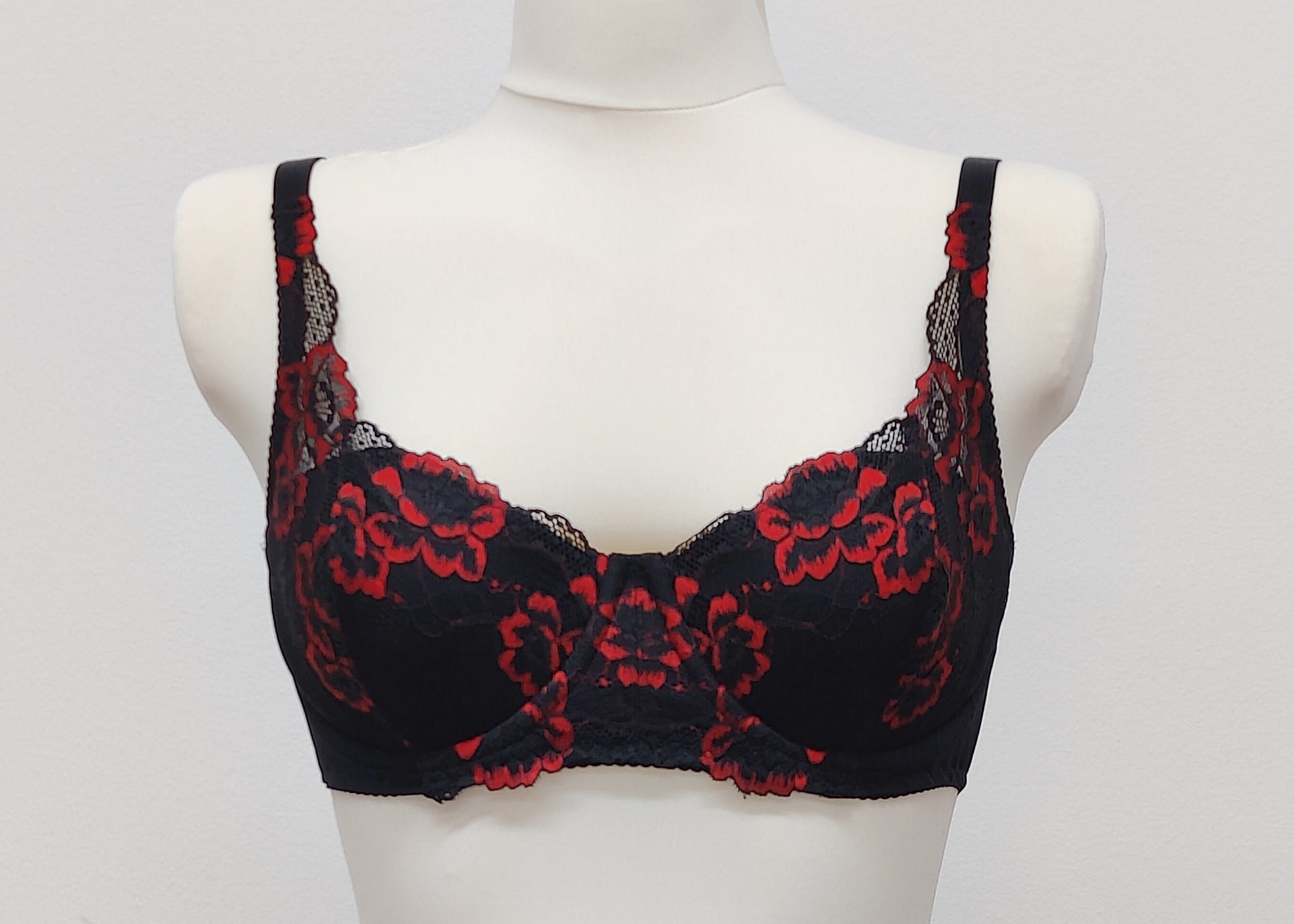 Black with red flowers lace Alice bra