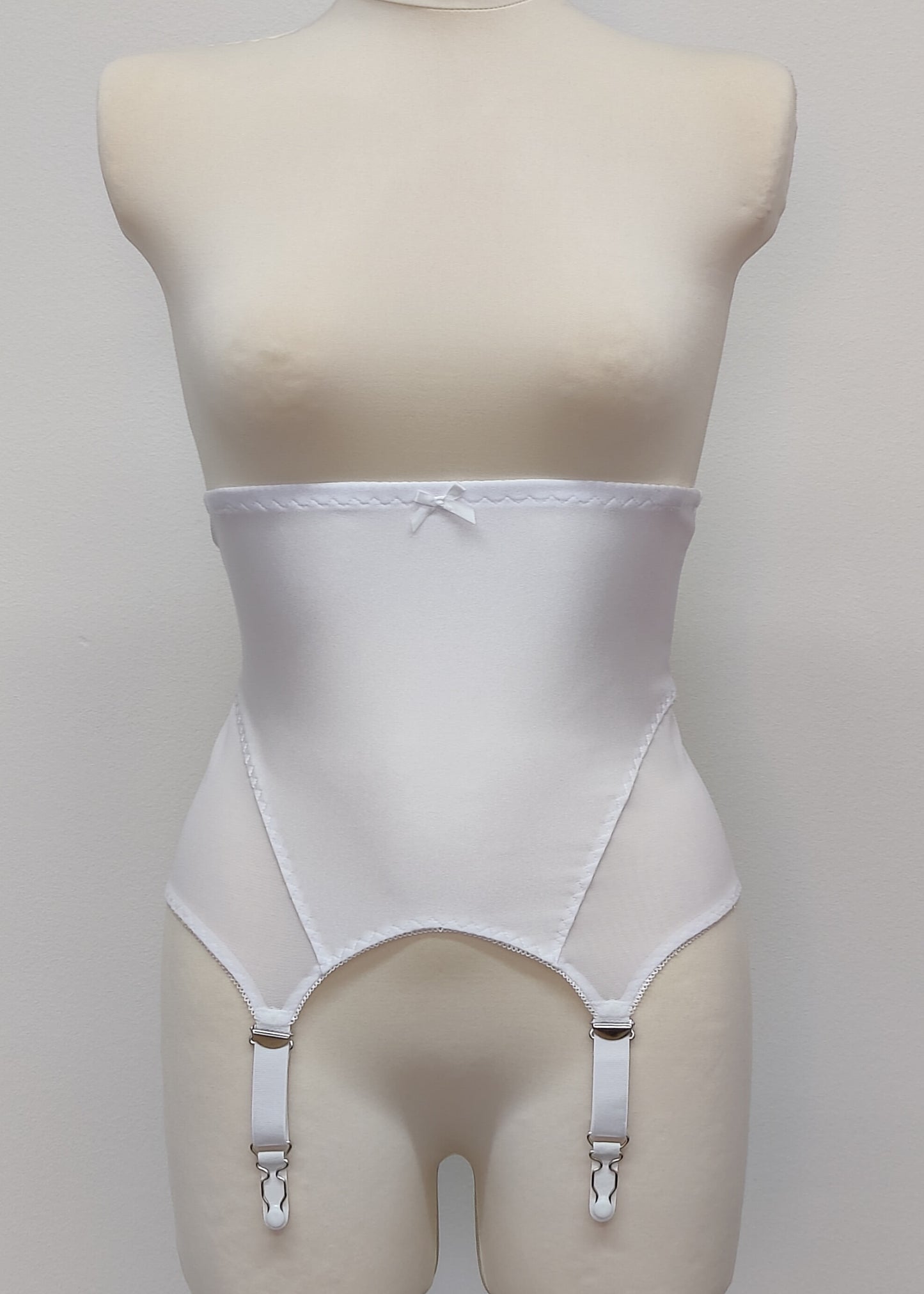 High-waist, Pull-on SOPHIE Garter belt in size S-4XL