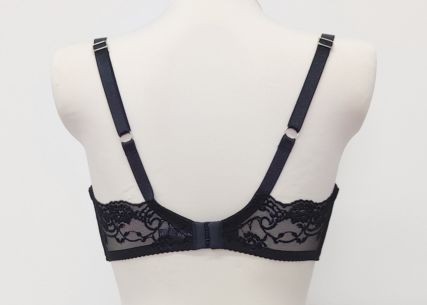 Black lace Vivian bra, back view