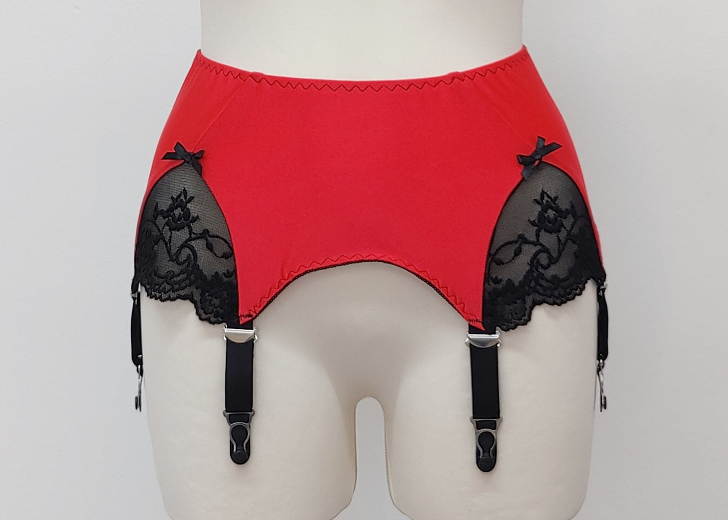 red 6 strap Scarlett garter belt with black straps and lace side inserts