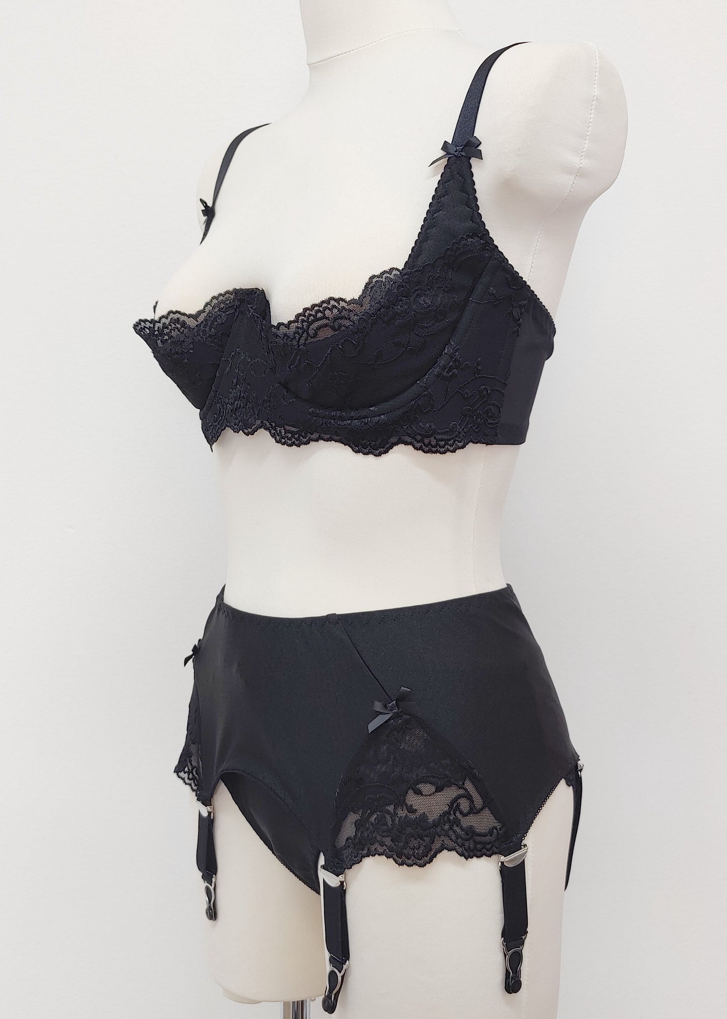 black lace quarter cup Lucrezia bra, with matching Scarlett garter belt, side view