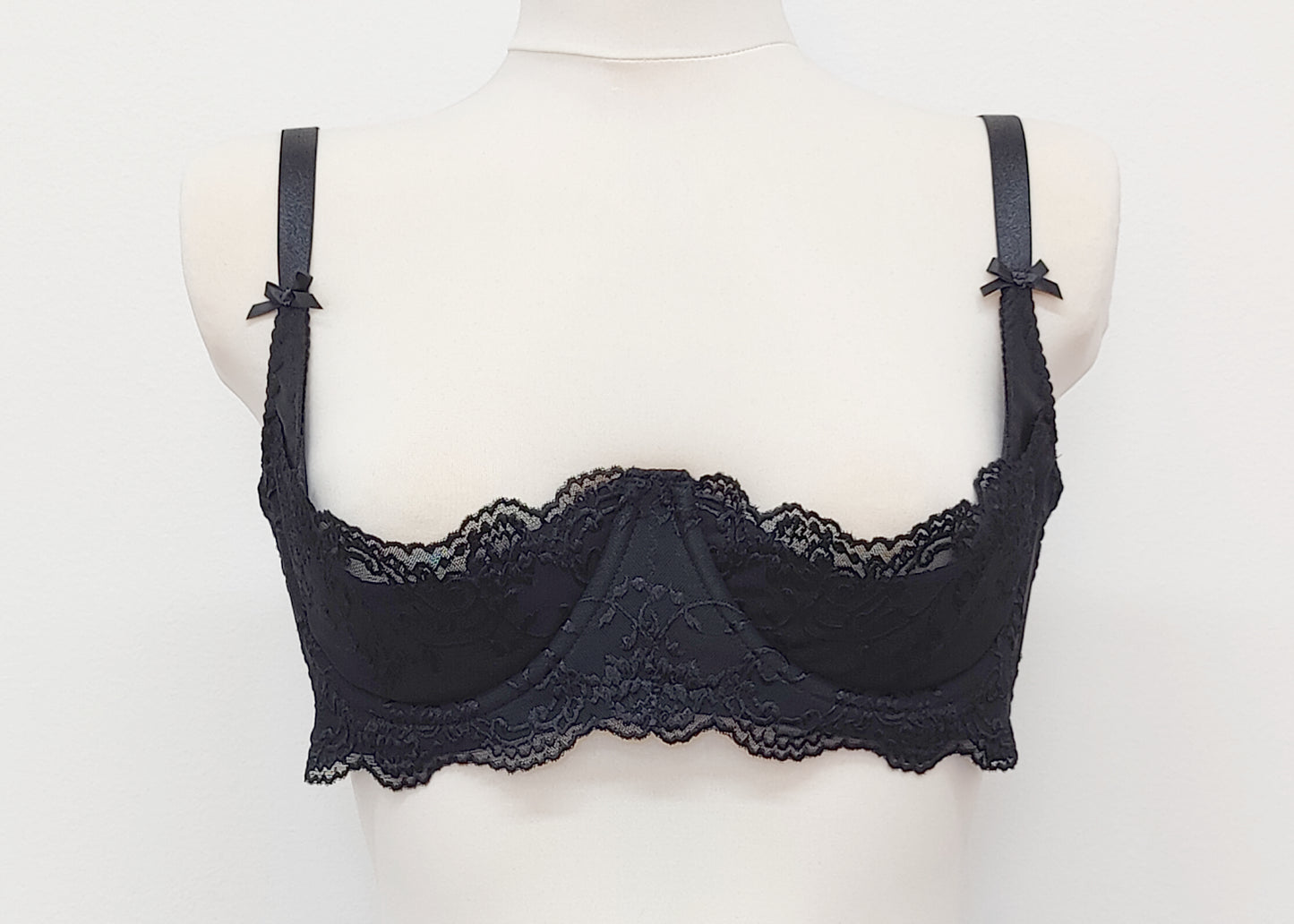 black lace Lucrezia quarter cup bra
