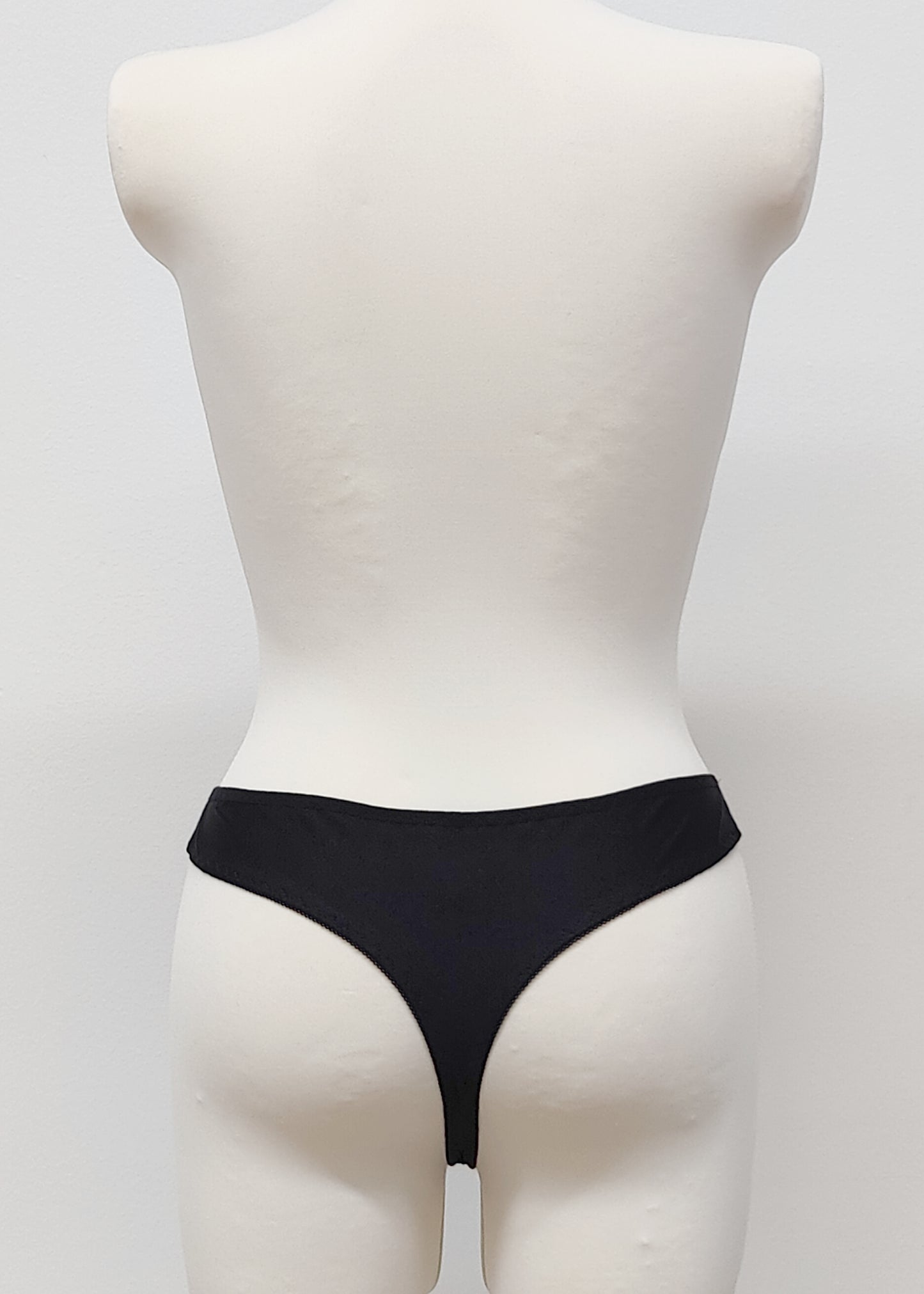 MIA Thong