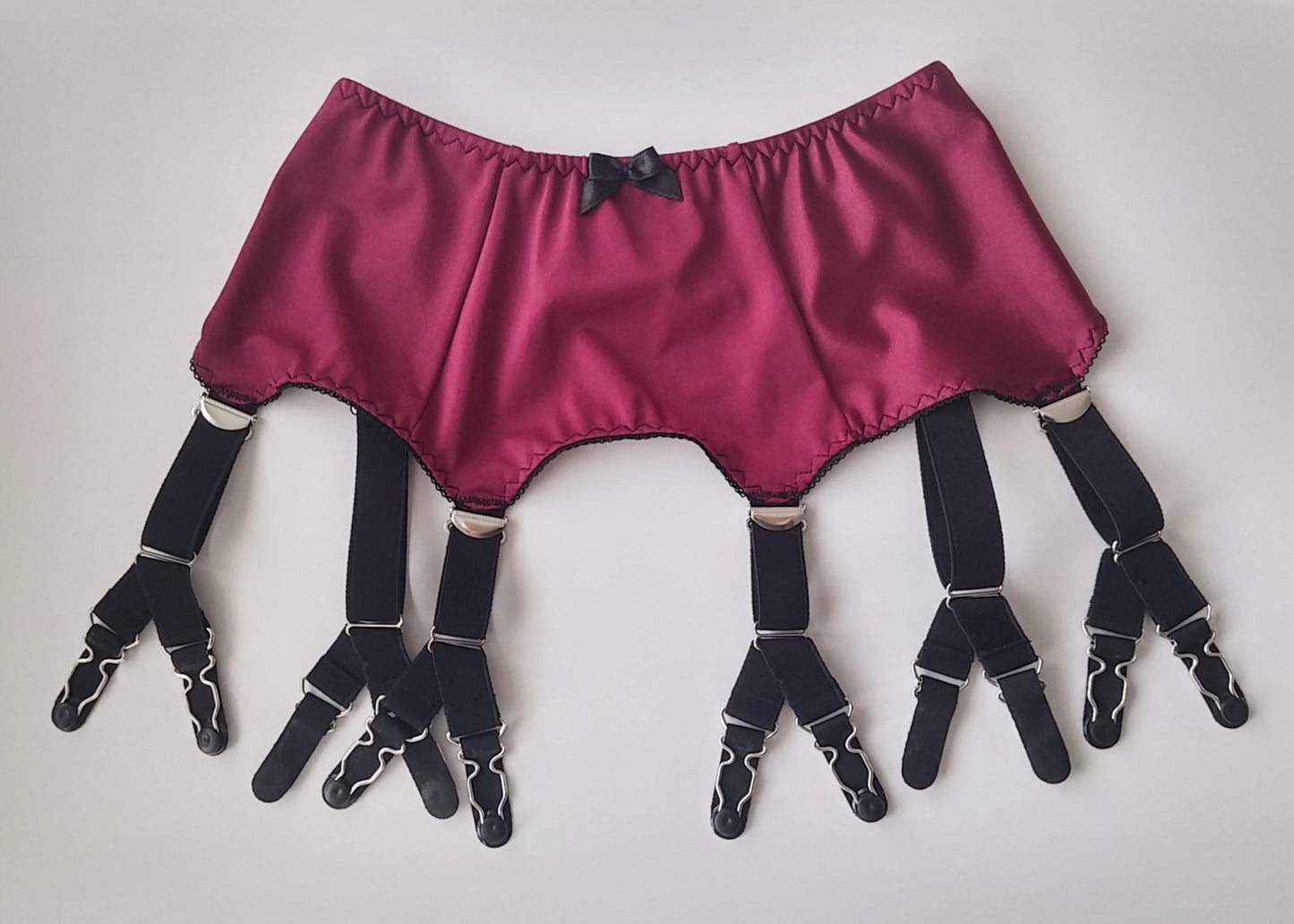 burgundy red wide Amanda garter belt with 6x Y-straps