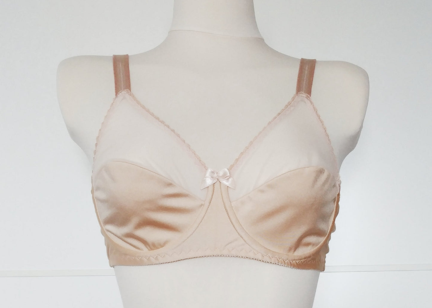 beige-nude semi transparent full cup Audrey soft bra with wires
