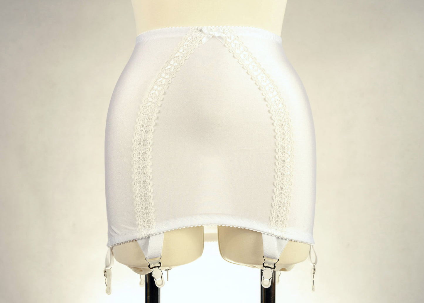 RHONDA Light Control Open Bottom Girdle