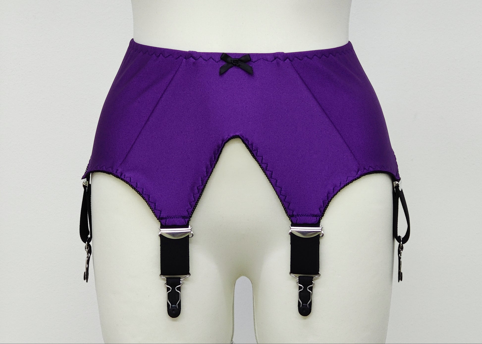 wide vintage style Iris garter belt, purple with 6 extra wide black straps