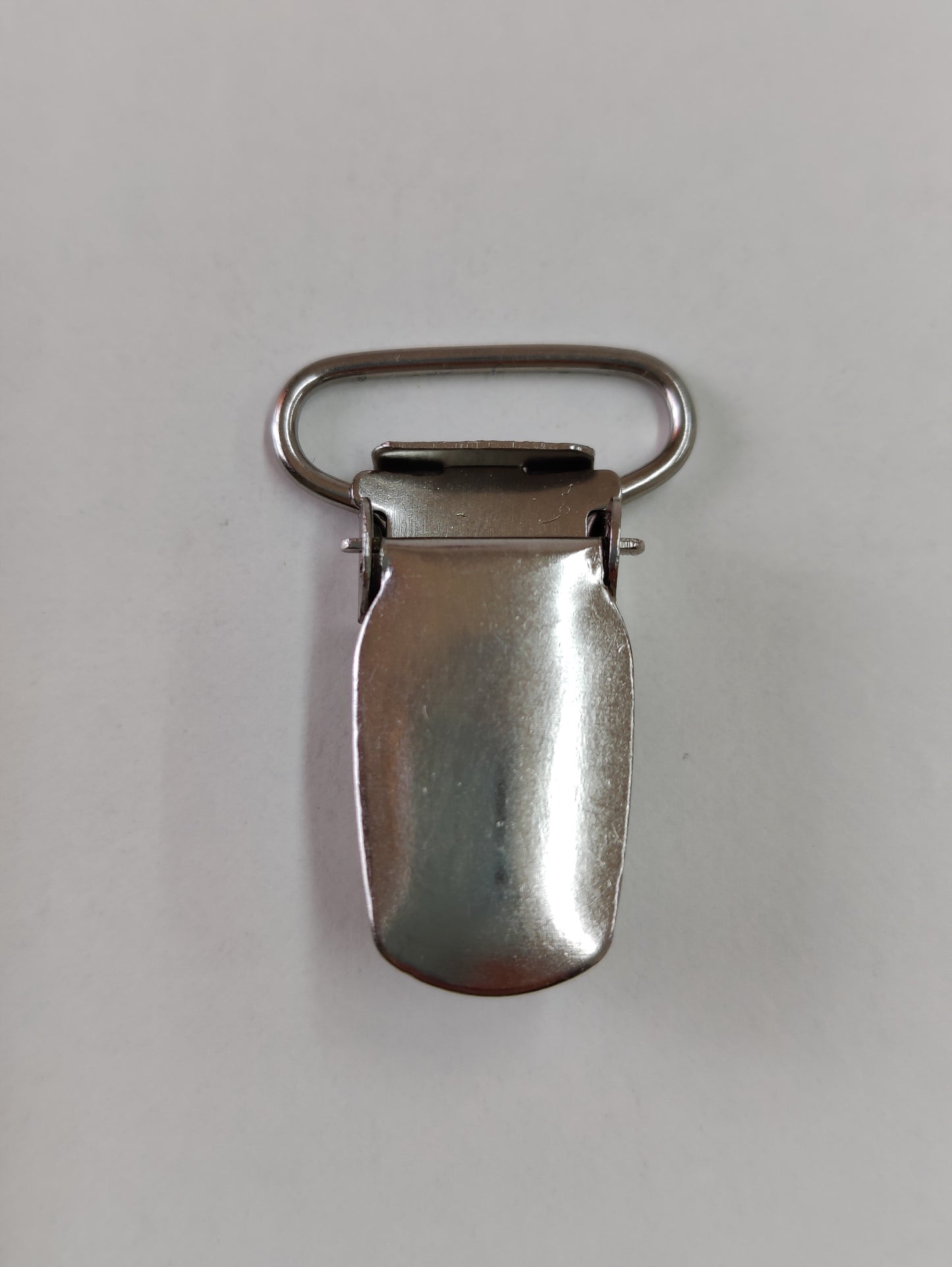 metal clips for garter suspender belts