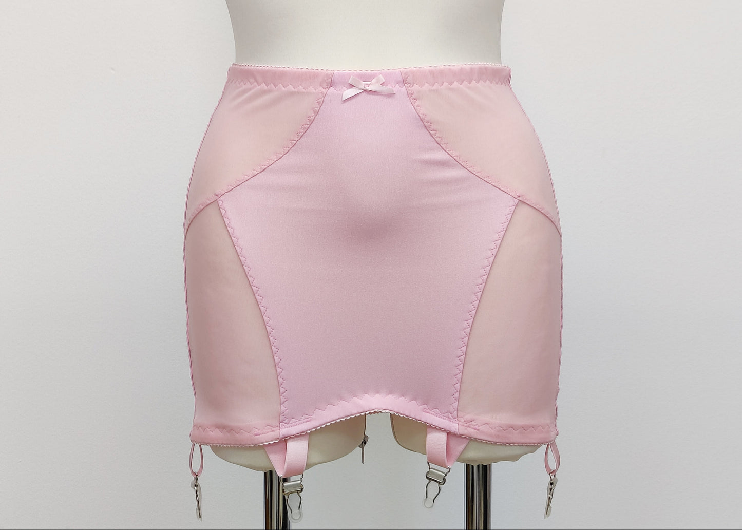 pink Open bottom Glenda girdle made with opaque front and back panels with sheer power mesh side panels.