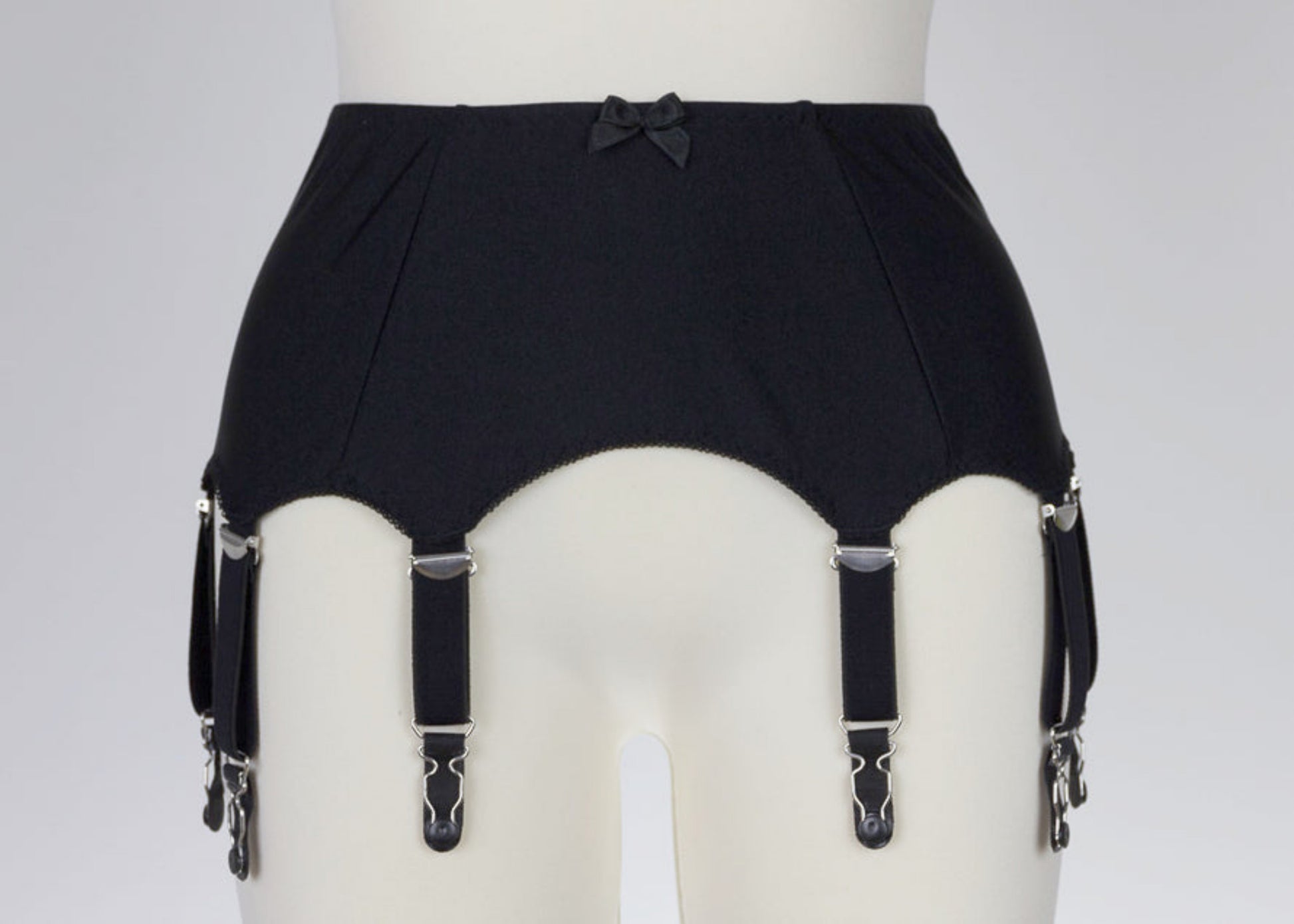 retro style black 10 strap Greta garter belt