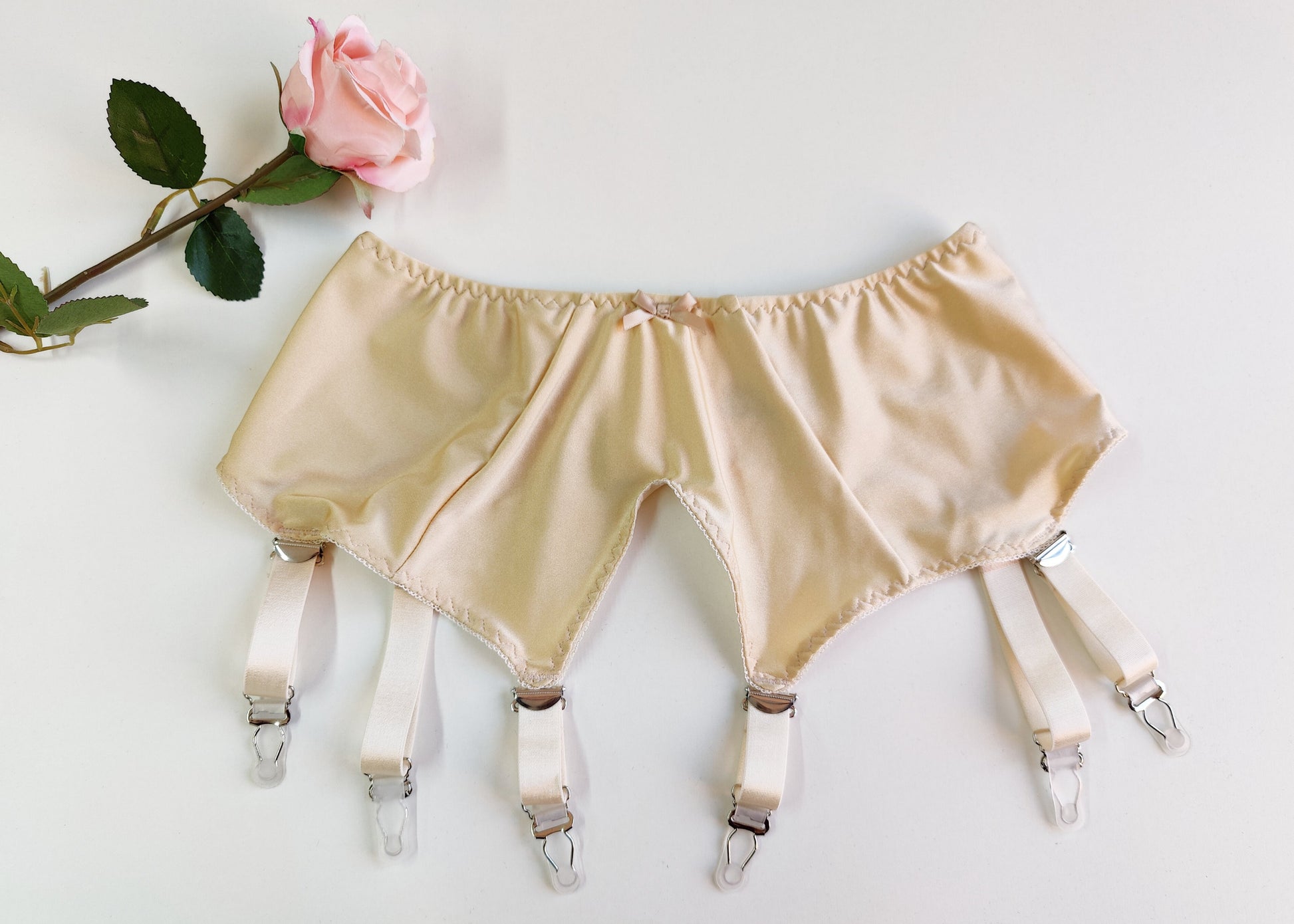 Wide Retro Style NORA Garter Belt Size XS-3XL Coco'sRetroCloset Wide Retro Style NORA Garter Belt Size XS-3XL Coco'sRetroCloset