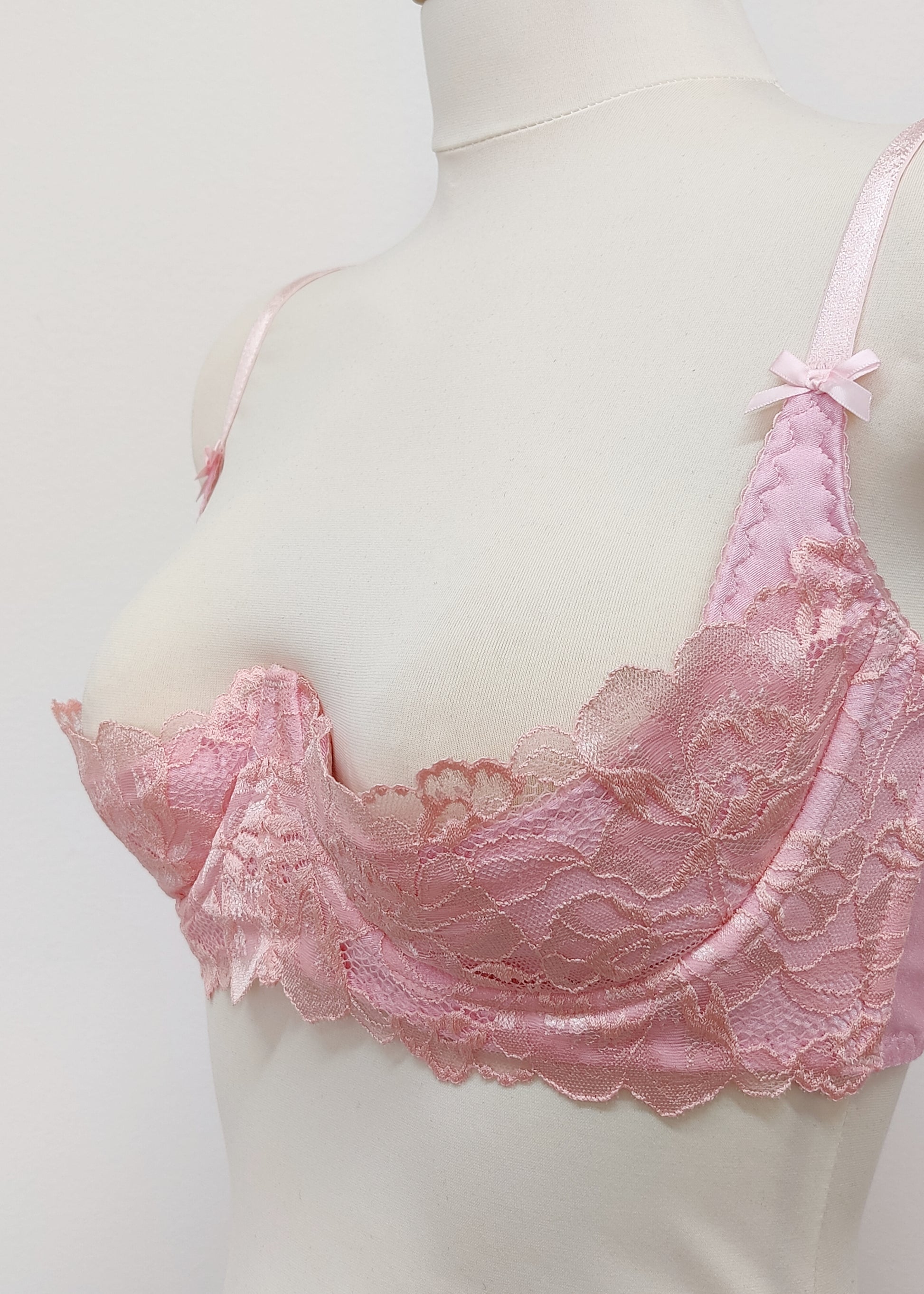 pink lace quarter cup bra, side view