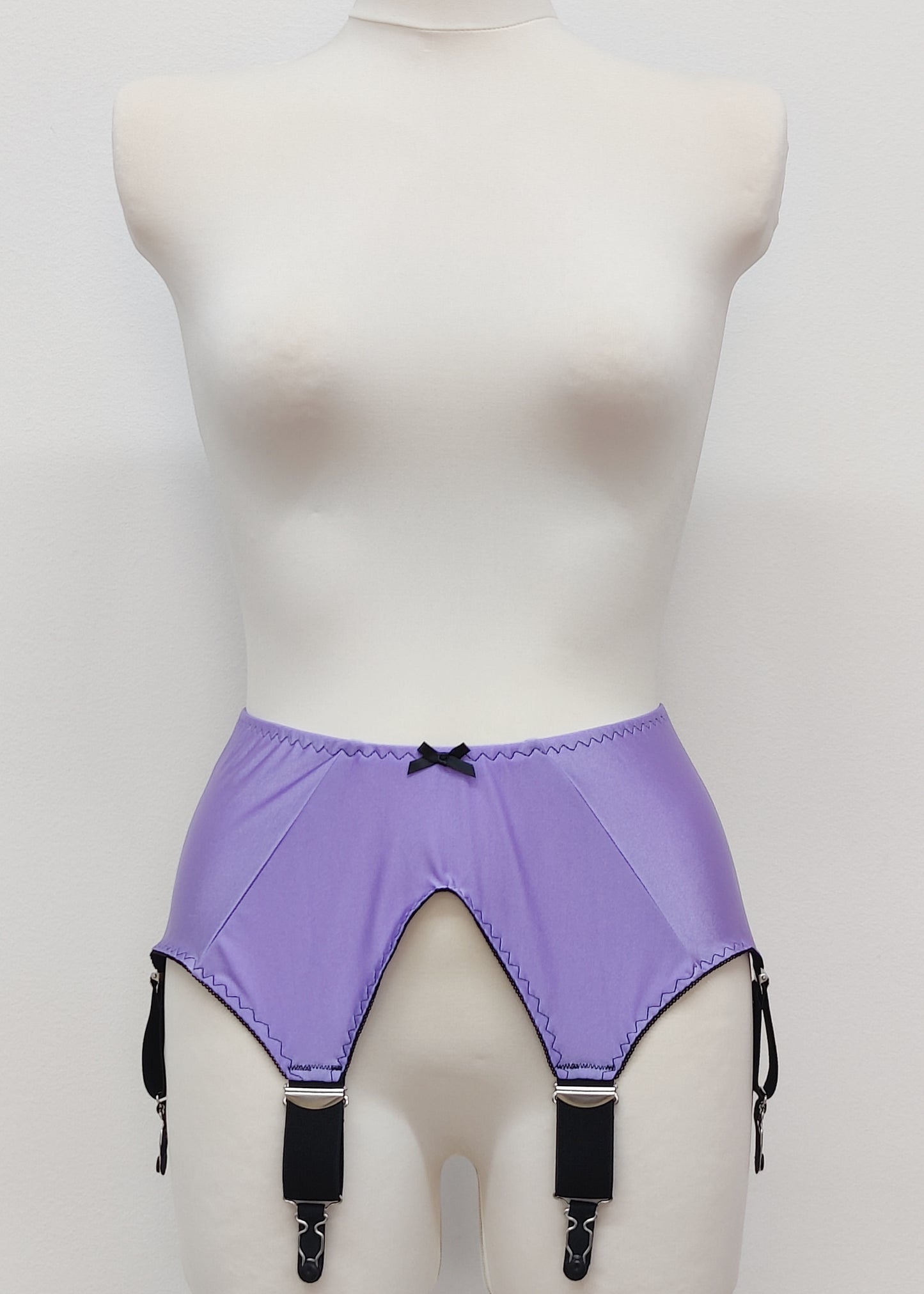lilac wide vintage style Iris garter belt, with black trim and 6 extra wide black straps 