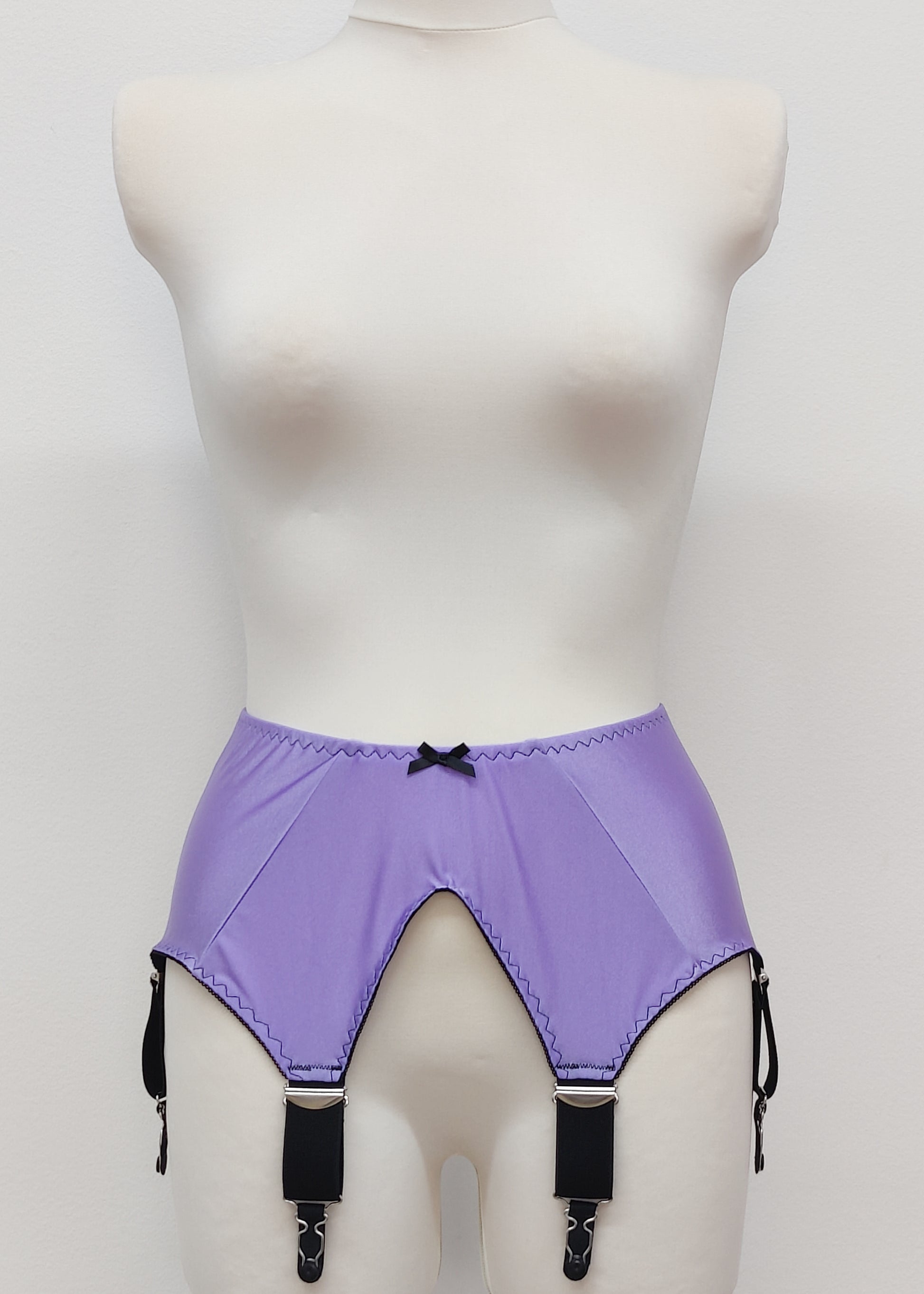 lilac wide vintage style Iris garter belt, with black trim and 6 extra wide black straps 