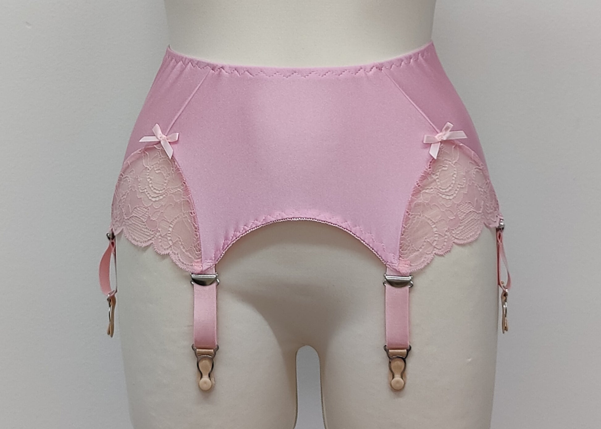 pink 6 strap Scarlett garter belt with lace side panels