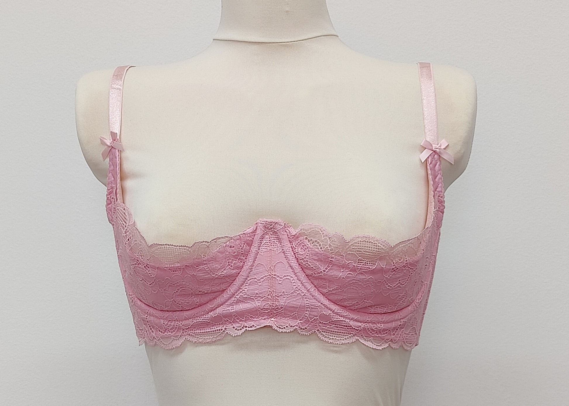 pink lace quarter cup Lucrezia bra