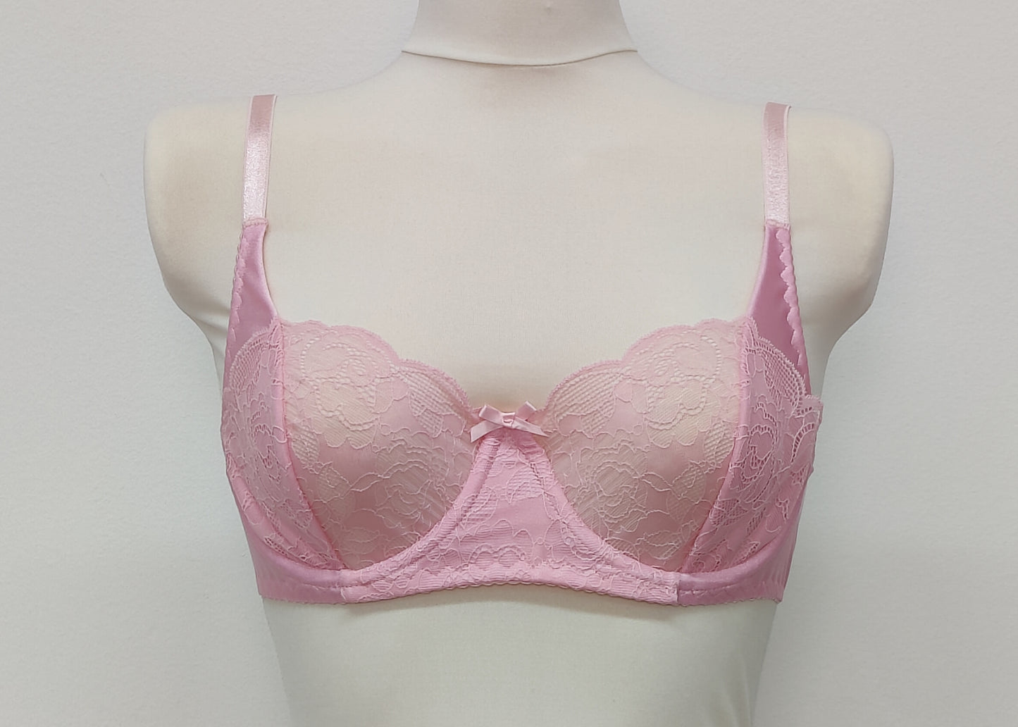 pink lace soft cup Alice bra with underwires