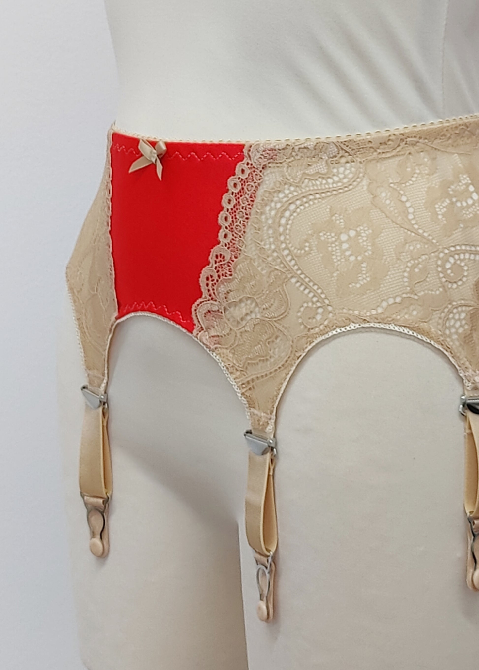 Red with Beige lace 6 strap retro style Mona garter belt with side lace panels, 