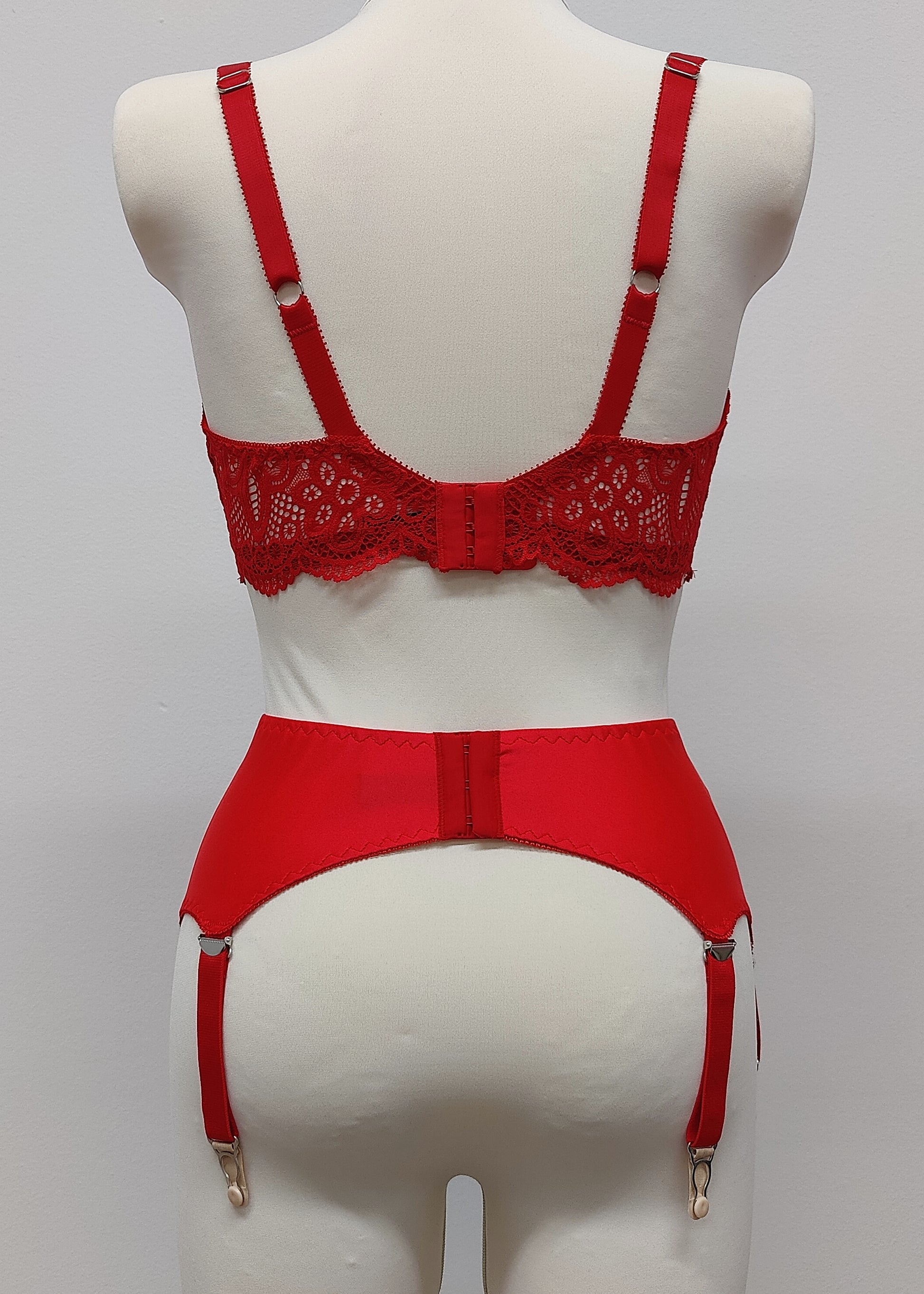 red retro style Greta garter belt with 6 straps, here shown with red bralette, back view