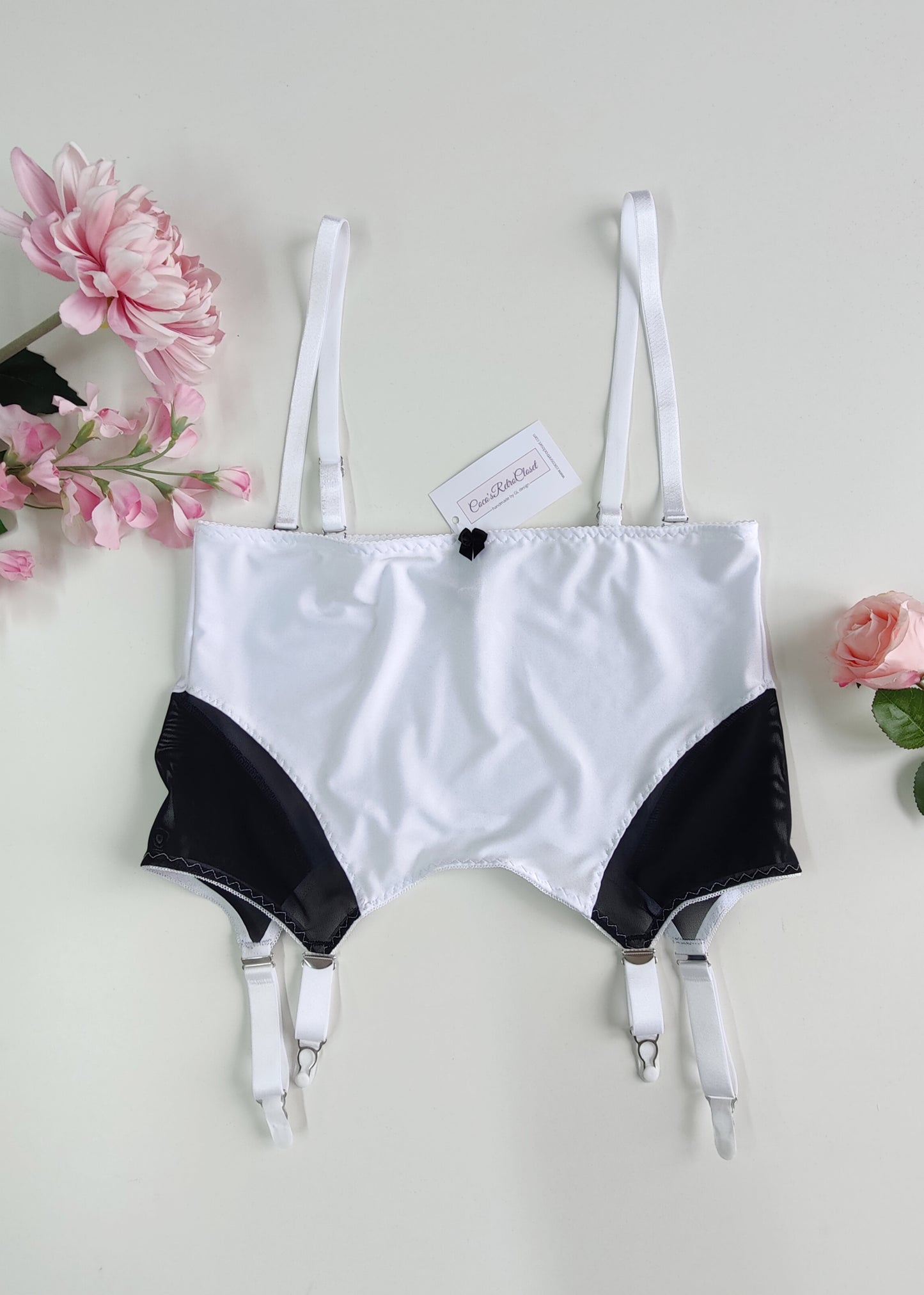 High-waist, Pull-on SOPHIE Garter belt in size S-4XL