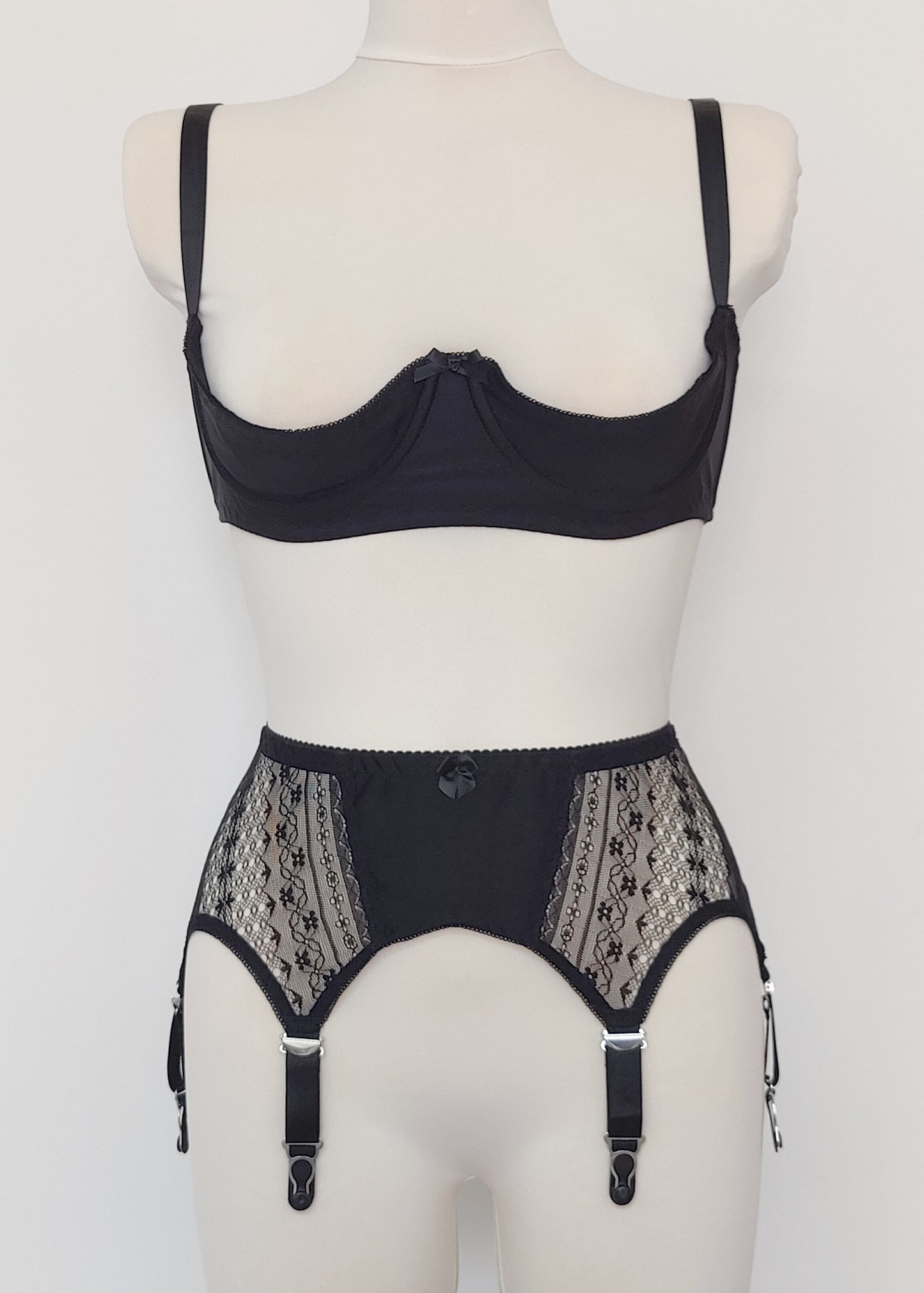 Black Mona garter belt with black lace side panels and 6 adjustable straps, here shown with Gina quarter cup