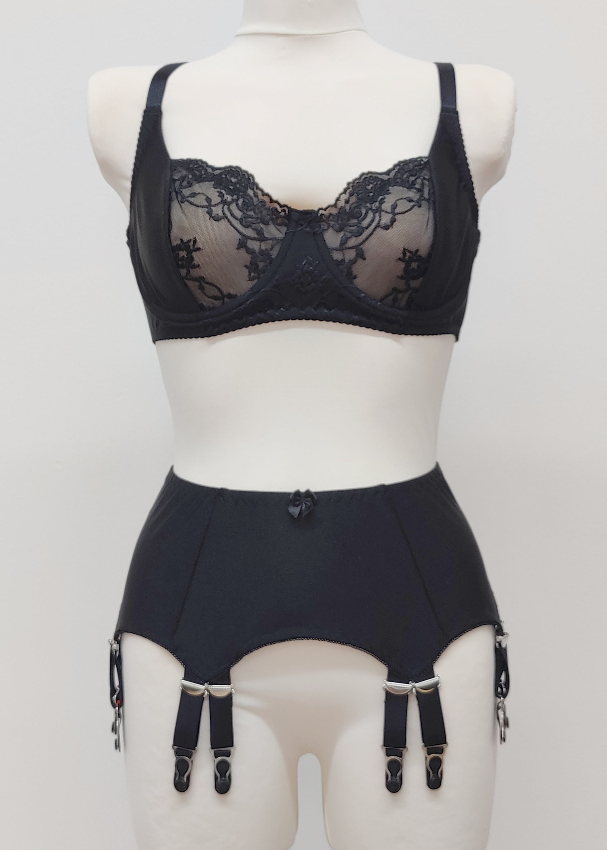 black retro style garter belt with 6 double straps, here shown with matching Vivian bra