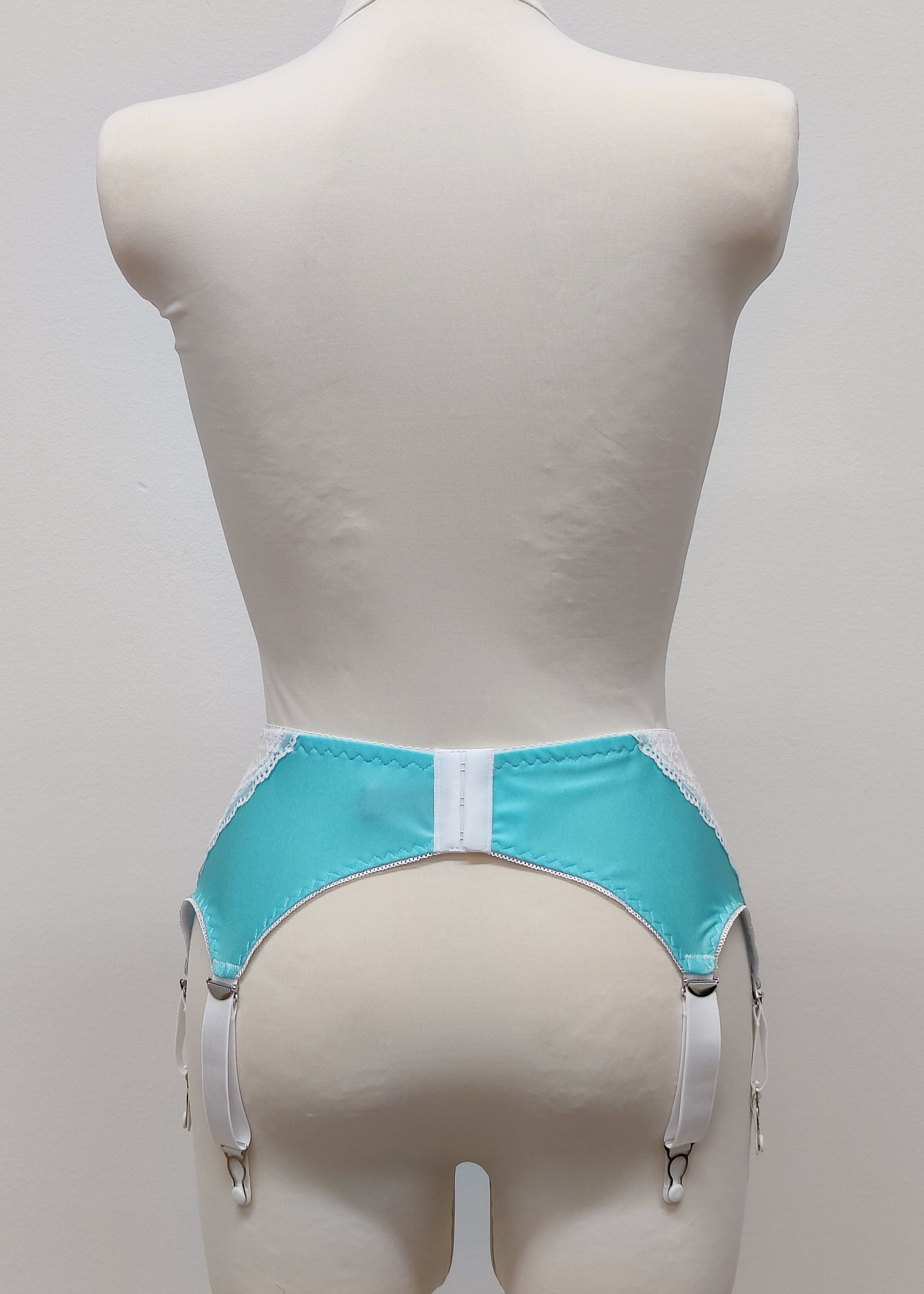White Lace MONA Garter belt Retro Suspender belt Size XS-3XL Coco'sRetroCloset White Lace MONA Garter belt Retro Suspender belt Size XS-3XL Coco'sRetroCloset