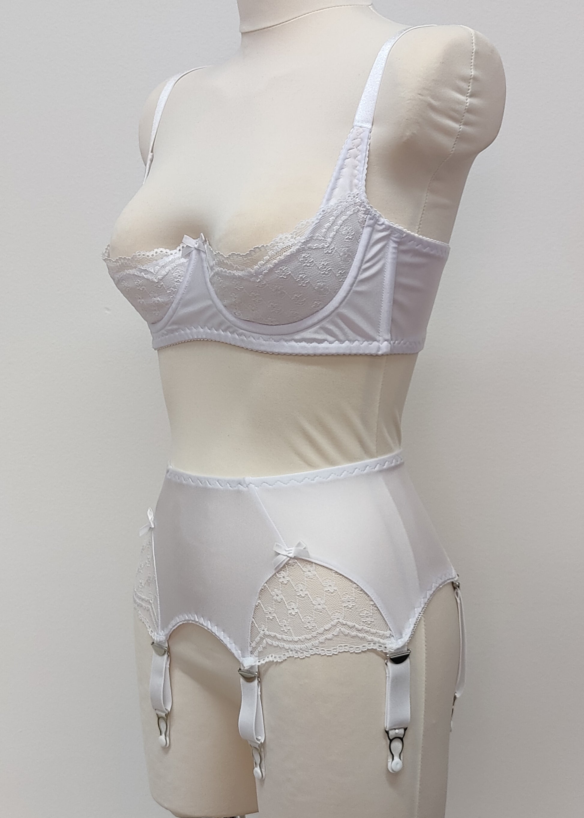White lace quarter cup  Lucy bra, here with matching Scarlett suspender belt, side view