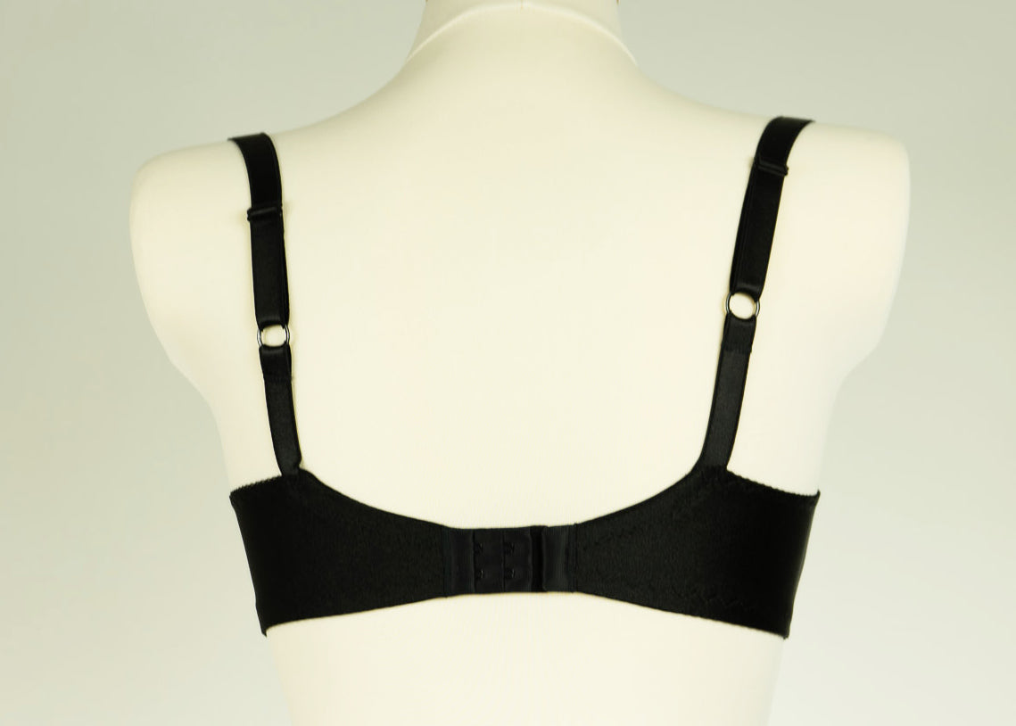 black lace quarter cup bra, back view