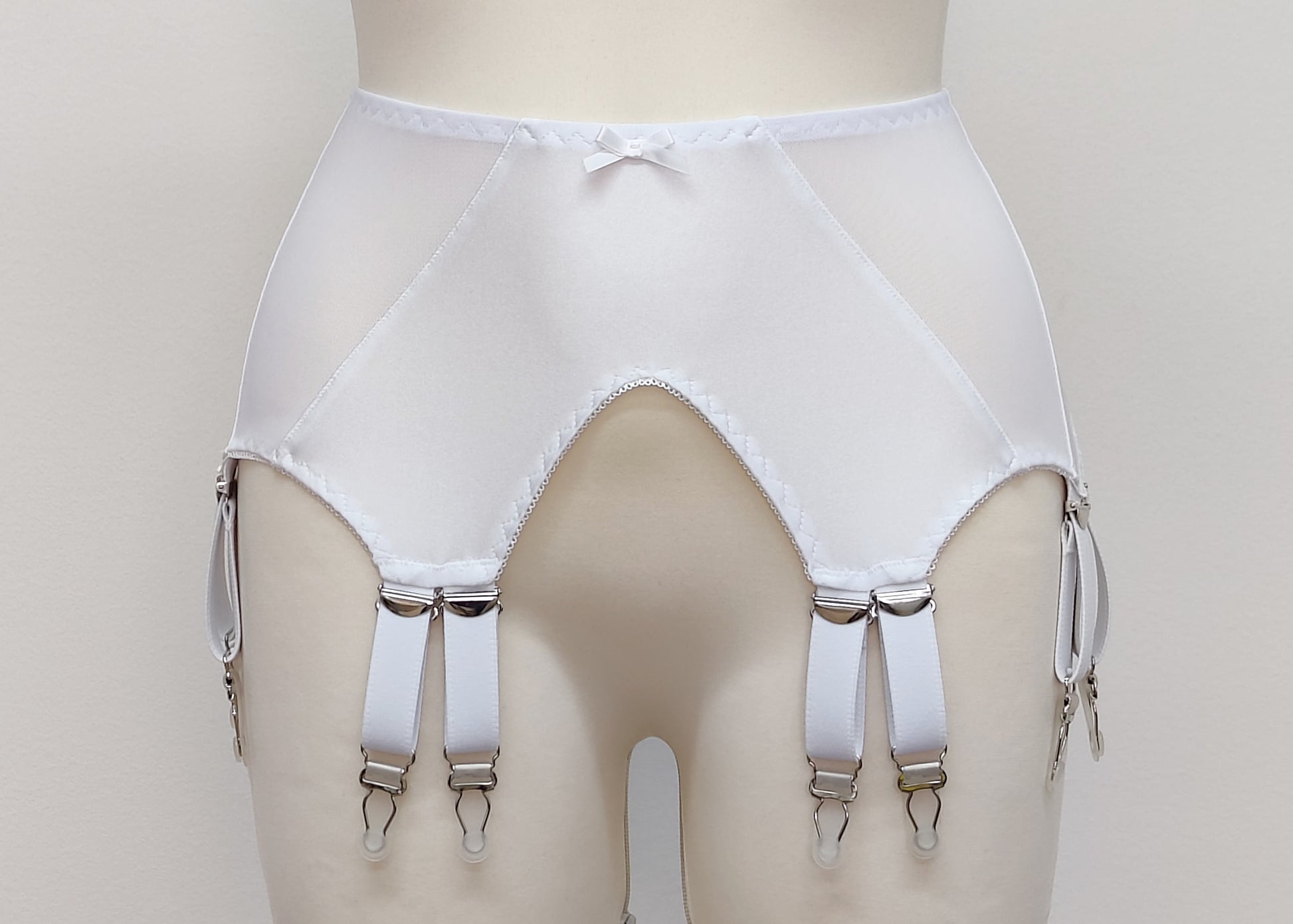 white wide 12 strap Stella garter belt
