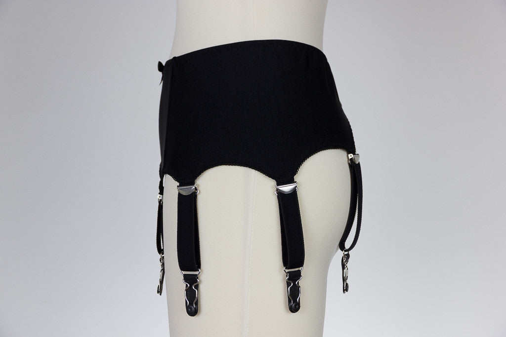 black 8 strap Greta garter belt, side